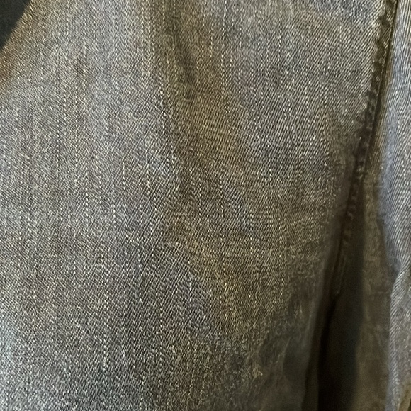 Banana Republic Denim shirt - Picture 4 of 10